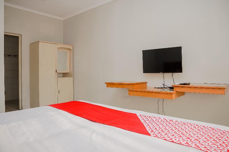 Rossan Villa Hotel Near Kampus Upi Setiabudhi Бандунг Экстерьер фото